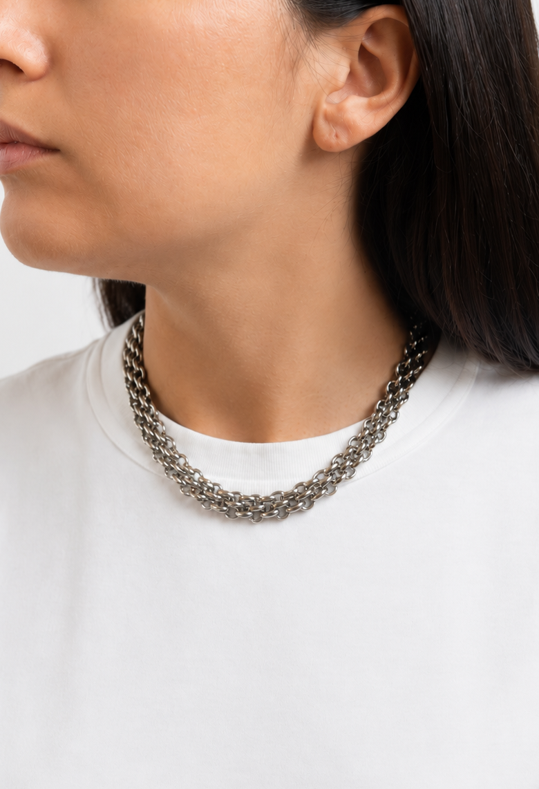 CAN'T PUNK ME Collana