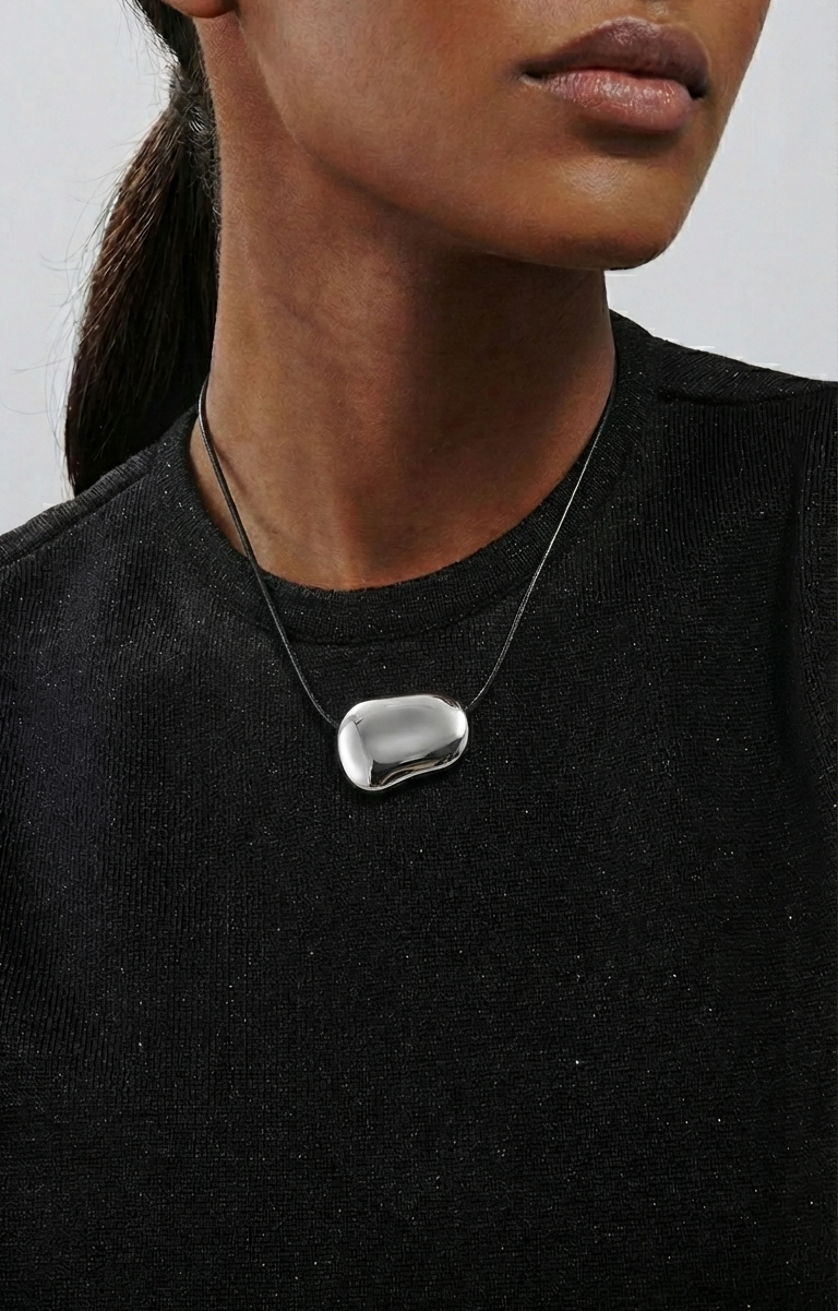 KEEN AS A BEAN Collana